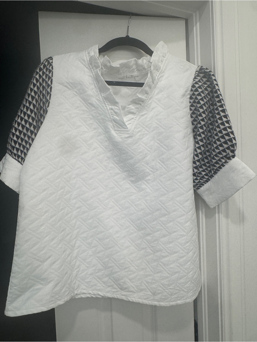 Mod Boutique White Quilted Top with Patterned Short Sleeves